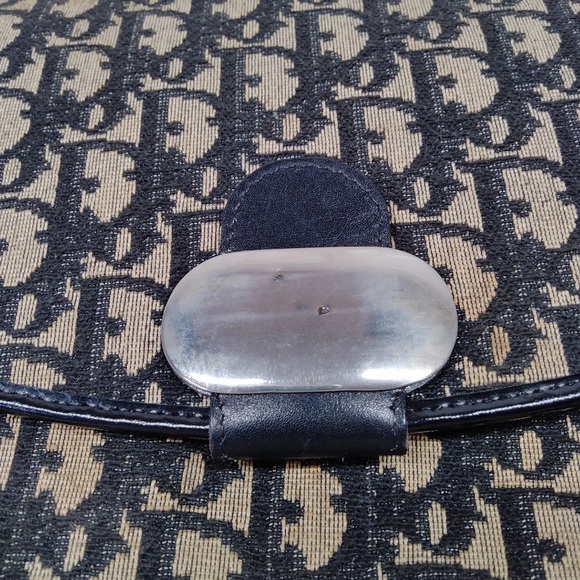 Dior Black and Cream Monogram bag - Picture 8 of 8